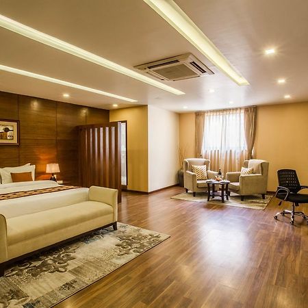 Yatri Suites&Spa Kathmandu Bagian luar foto