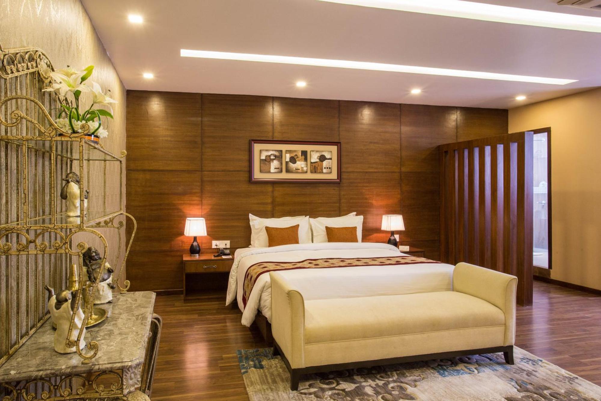 Yatri Suites&Spa Kathmandu Ruang foto