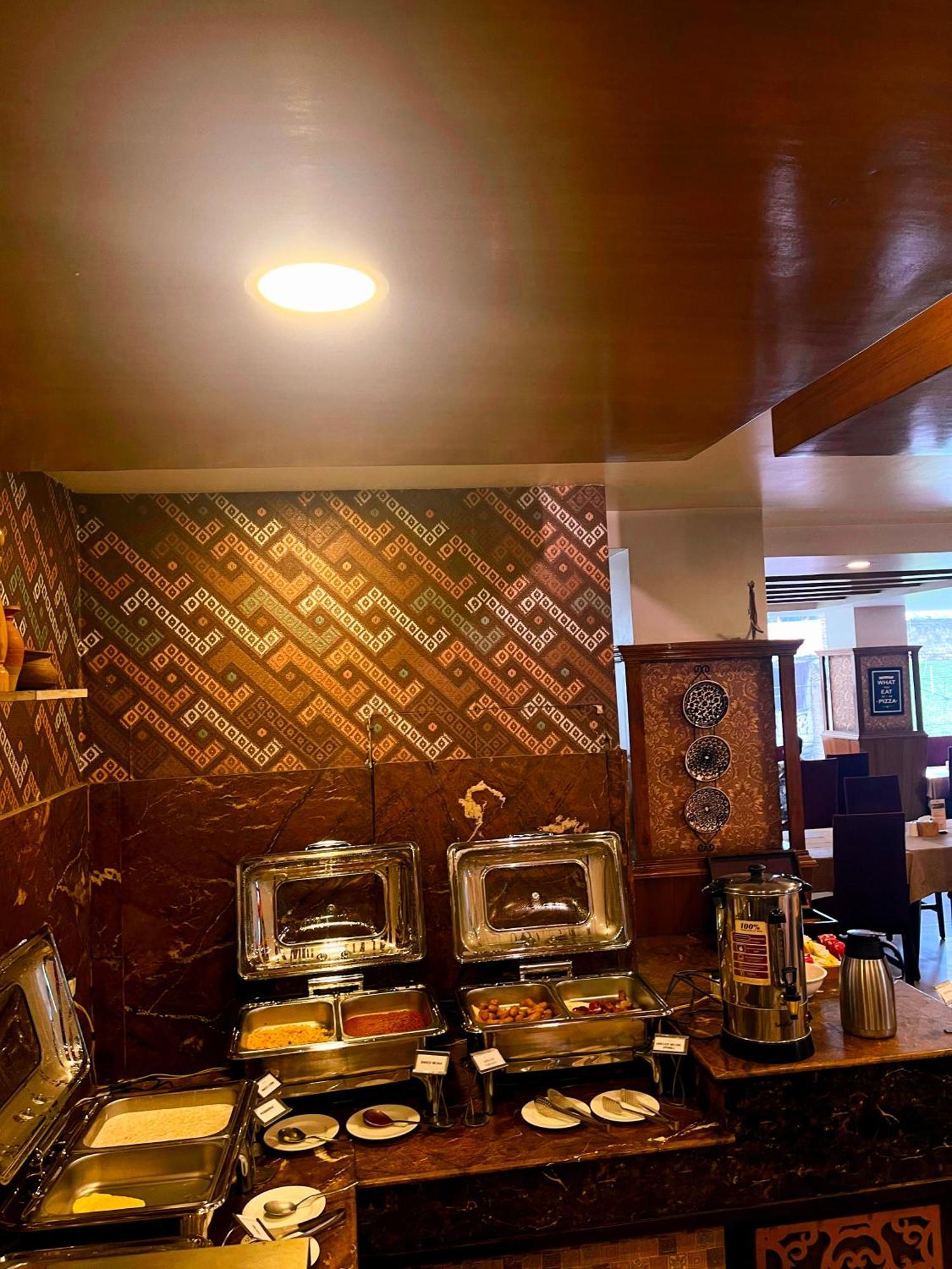 Yatri Suites&Spa Kathmandu Bagian luar foto