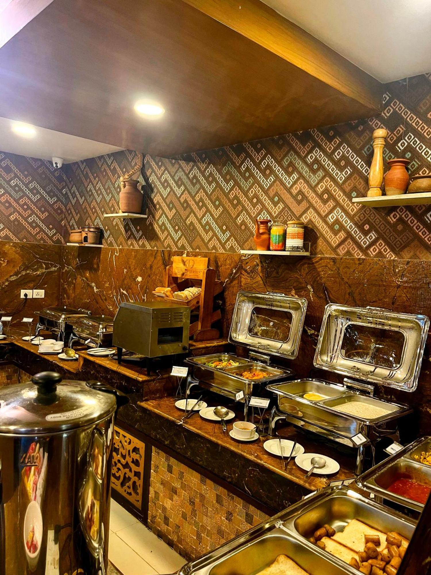 Yatri Suites&Spa Kathmandu Bagian luar foto