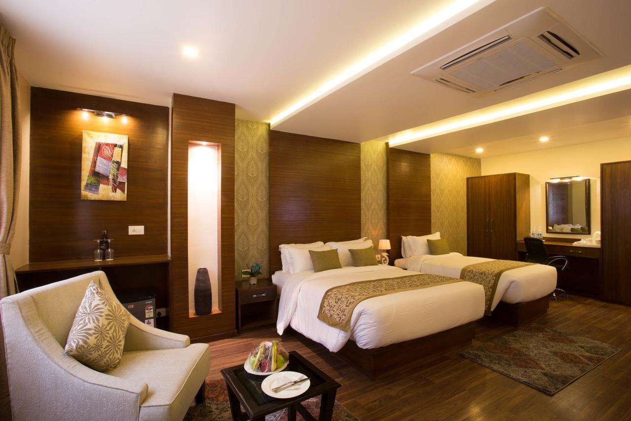 Yatri Suites&Spa Kathmandu Bagian luar foto