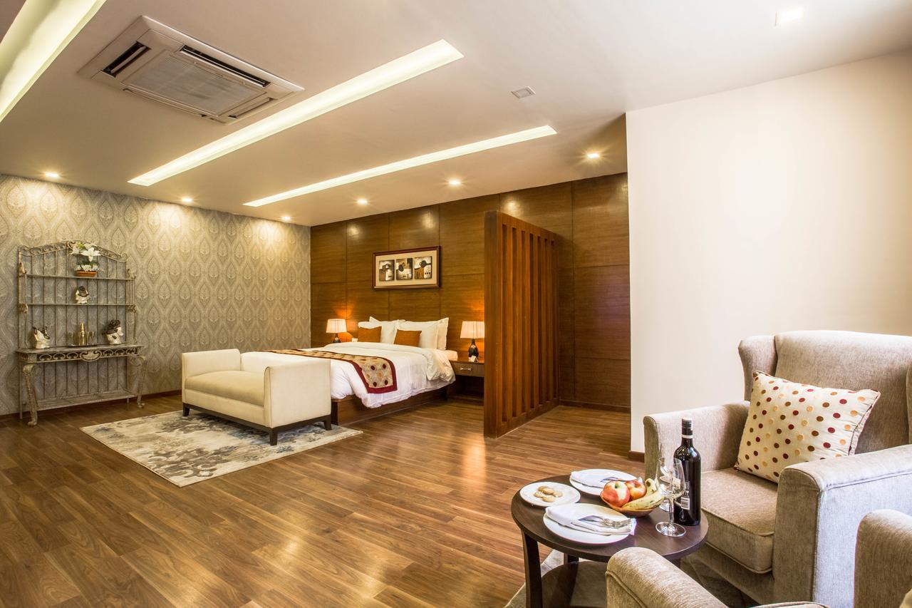 Yatri Suites&Spa Kathmandu Bagian luar foto
